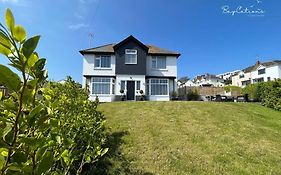 Stylish Brixham Home, Sleeps 7, Parking & Garden
